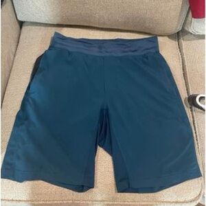 Lululemon linerless shorts